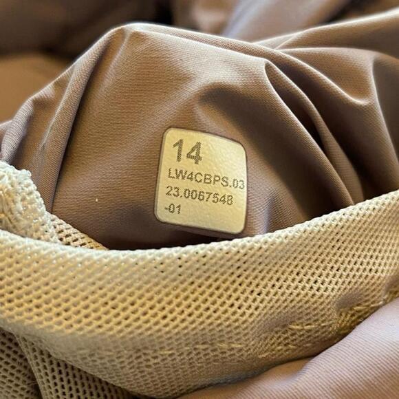 Lululemon hooded insulated wrap size 14 Heathered light orbit Primaloft 2023 - Picture 3 of 15